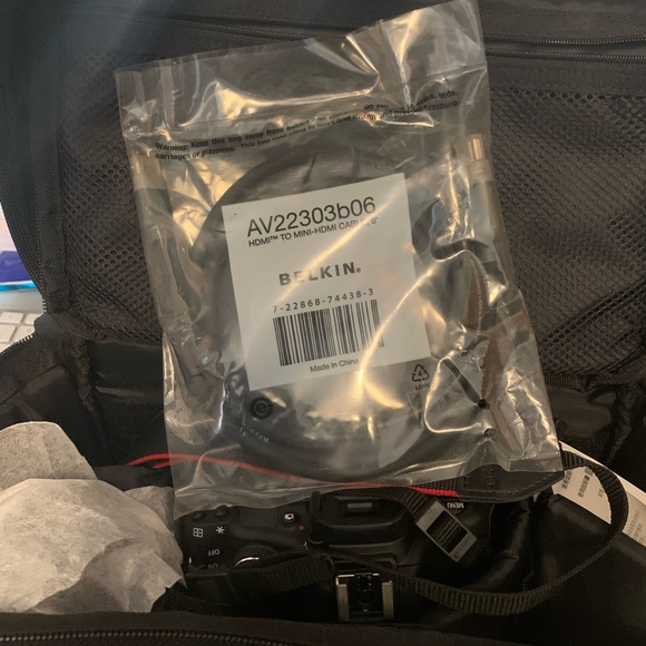 Canon EOS Rebel T3i Eps600D And Lens kit - Picture 7 of 7